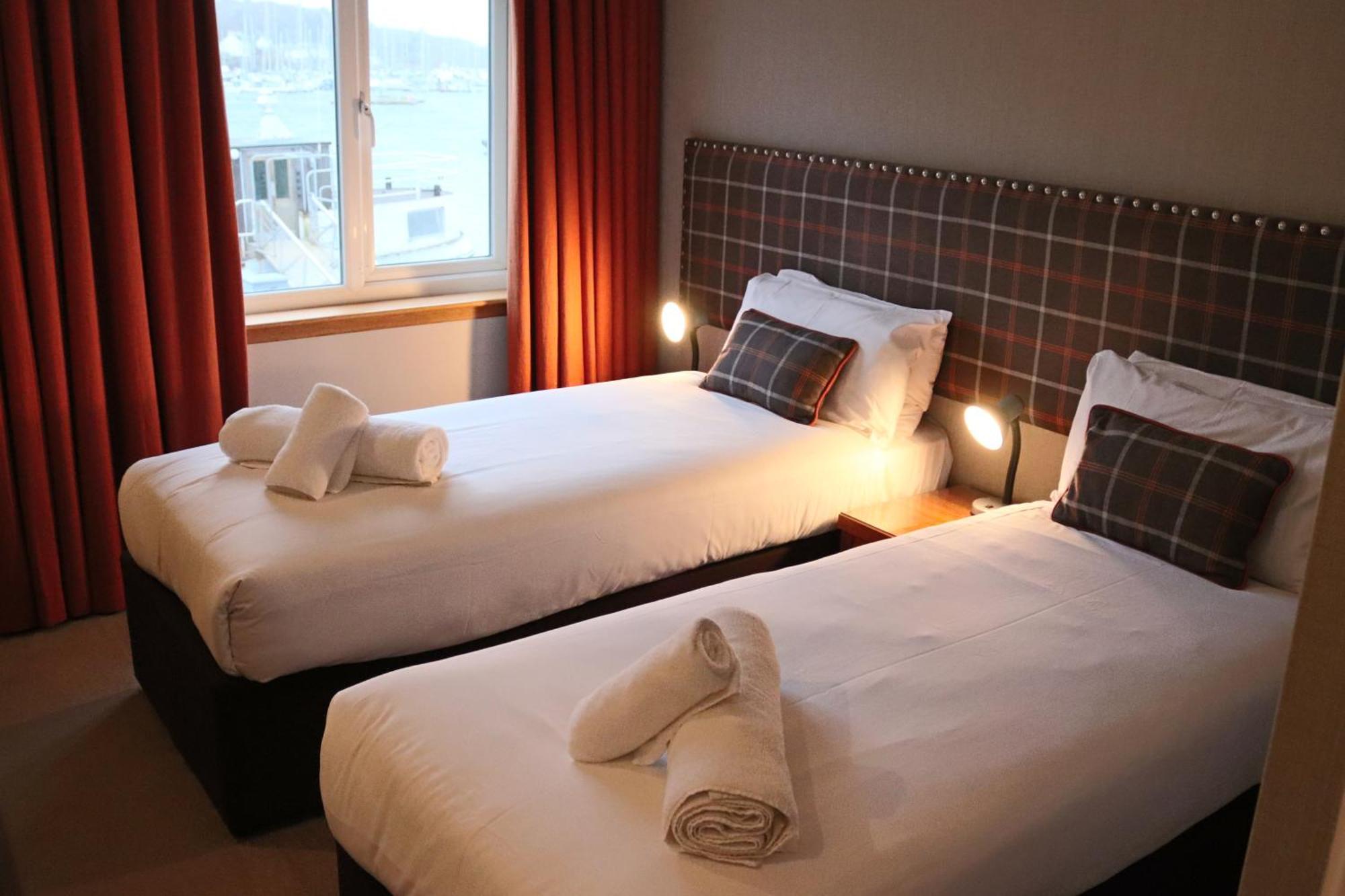 Anchor Hotel And Seabed Restaurant Tarbert  Exteriör bild