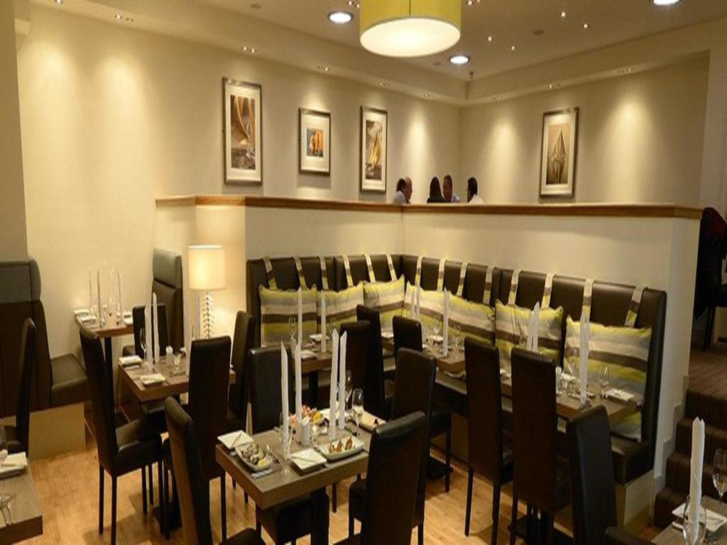 Anchor Hotel And Seabed Restaurant Tarbert  Exteriör bild